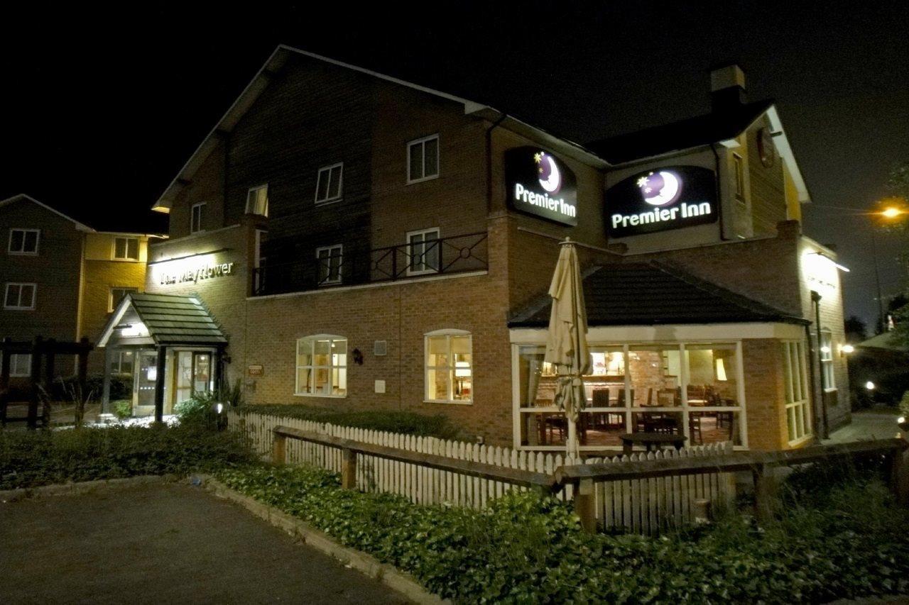 Premier Inn Harwich Exterior photo