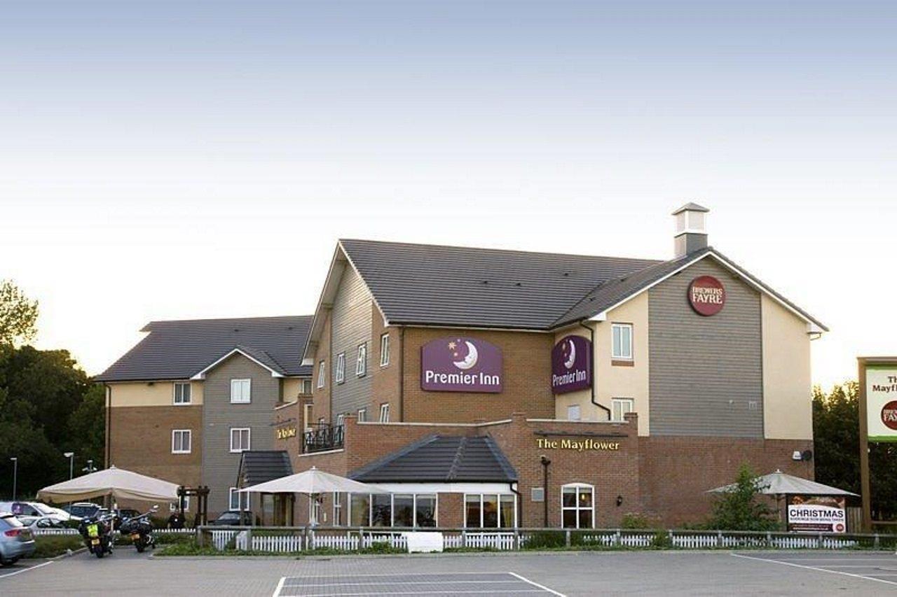 Premier Inn Harwich Exterior photo